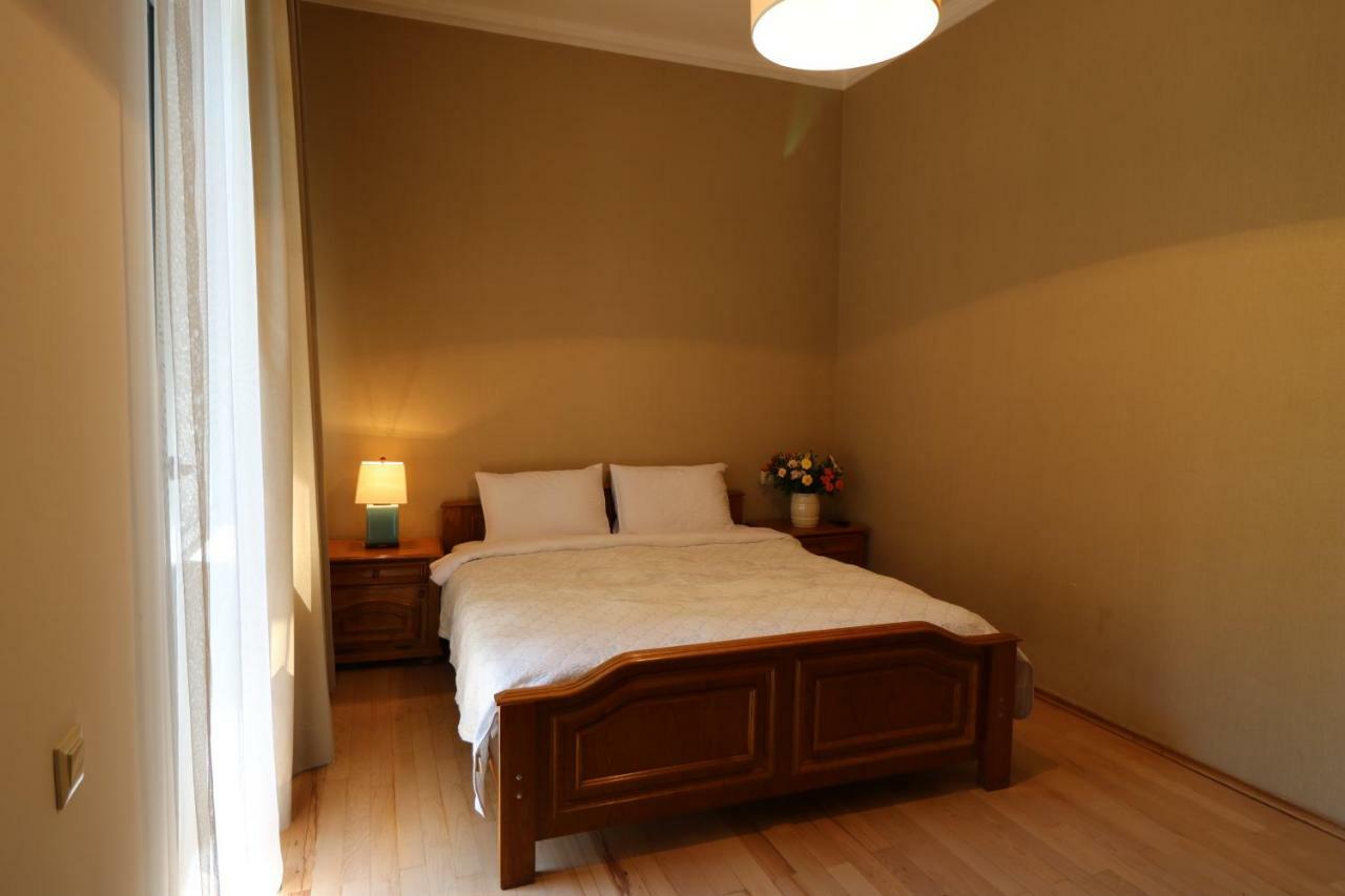 Vera House Tbilisi Bagian luar foto